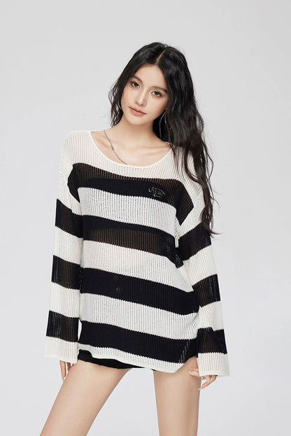 Black &amp; White Striped Round Neck Long-sleeve T-shirt