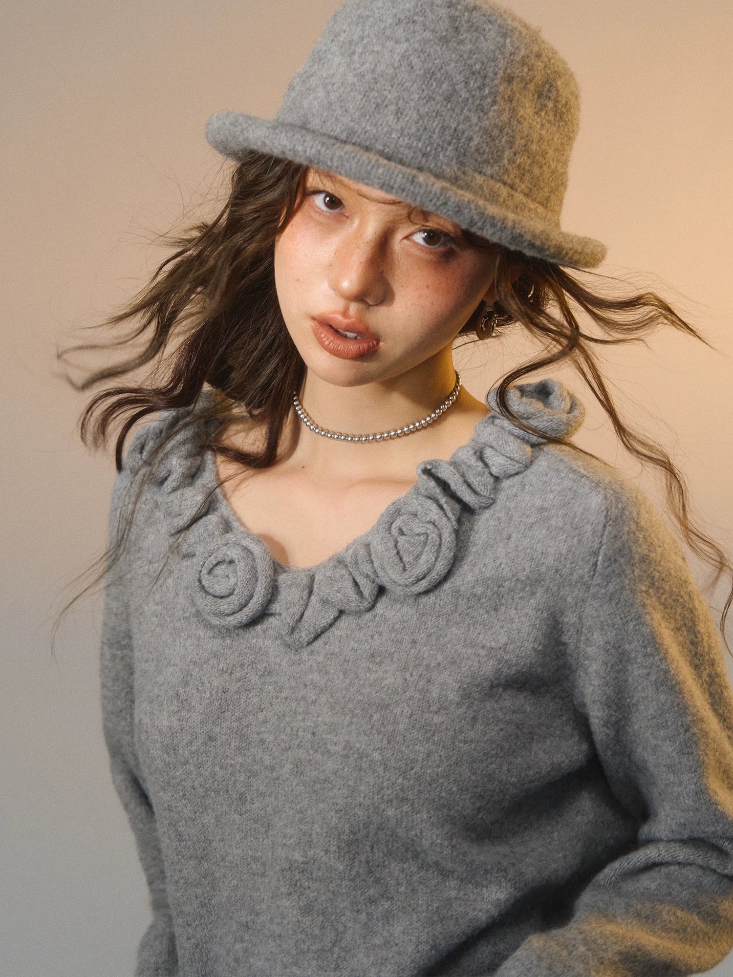 3D Rose V-Neck Knit Sweater &amp; A-Line Knit Skirt Set