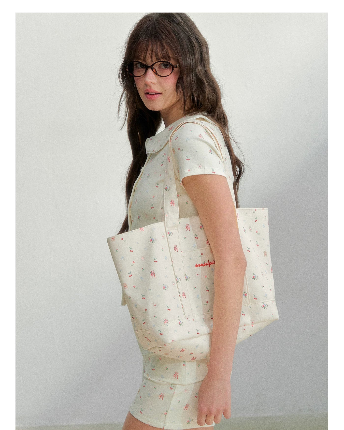 Vintage Hand-Drawn Floral Canvas Tote Bag