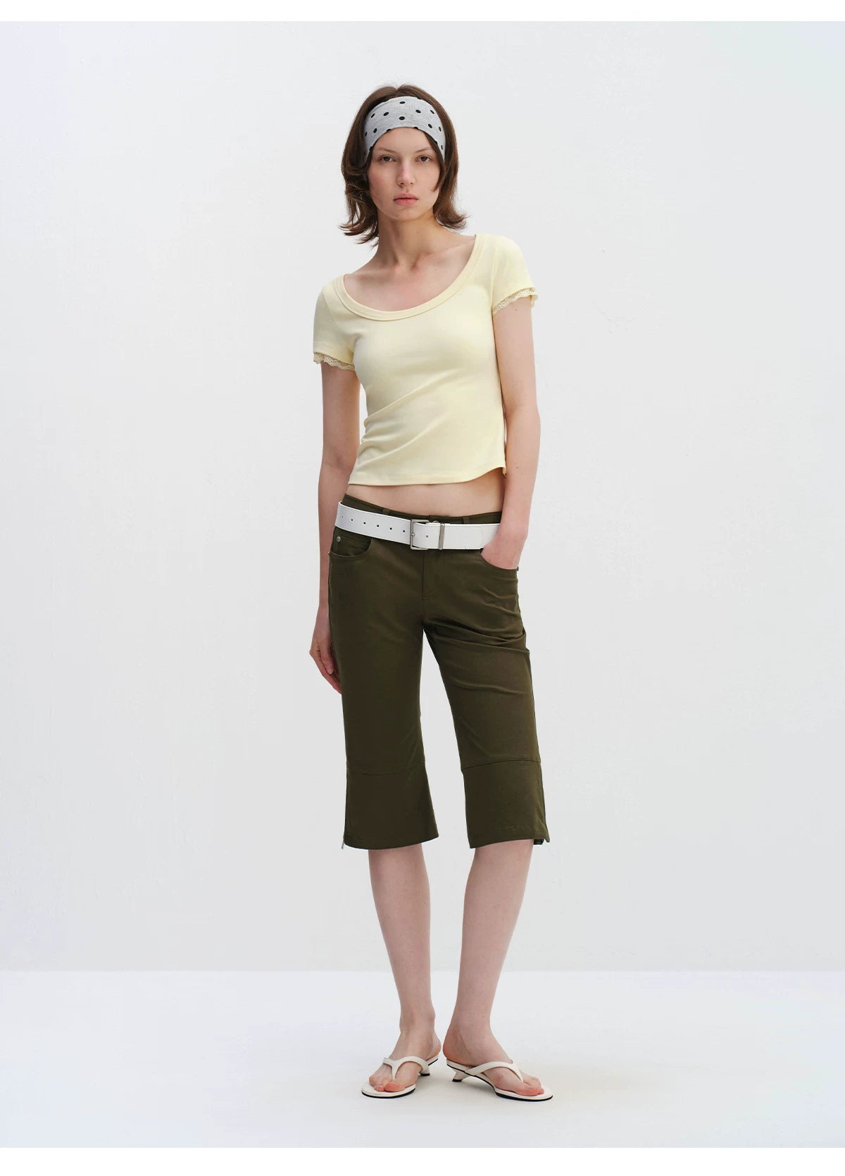 Vintage Capri Low-Rise Slim Flared Cropped Pants