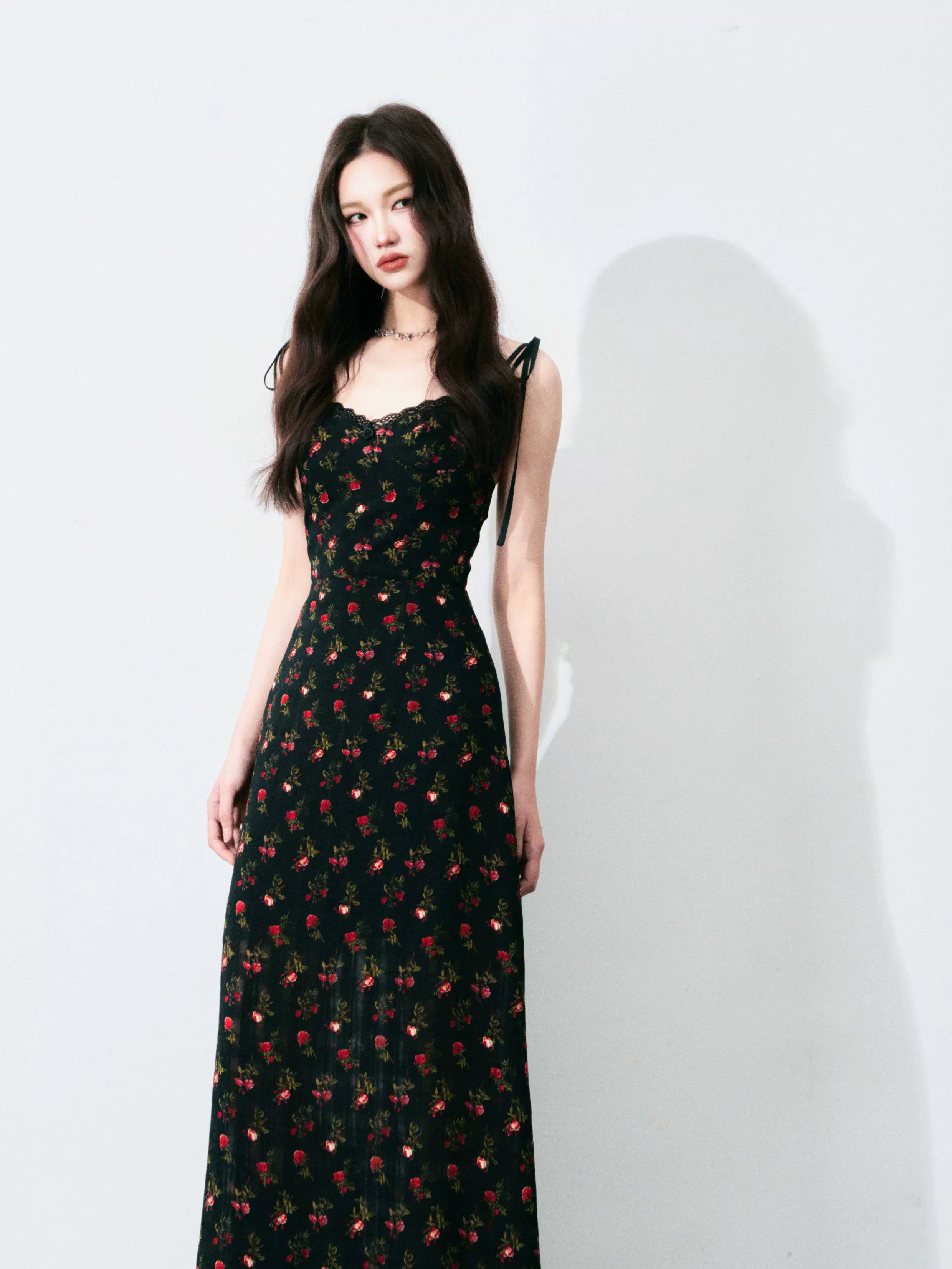 Vintage Floral Tie-Waist A-Line Maxi Dress
