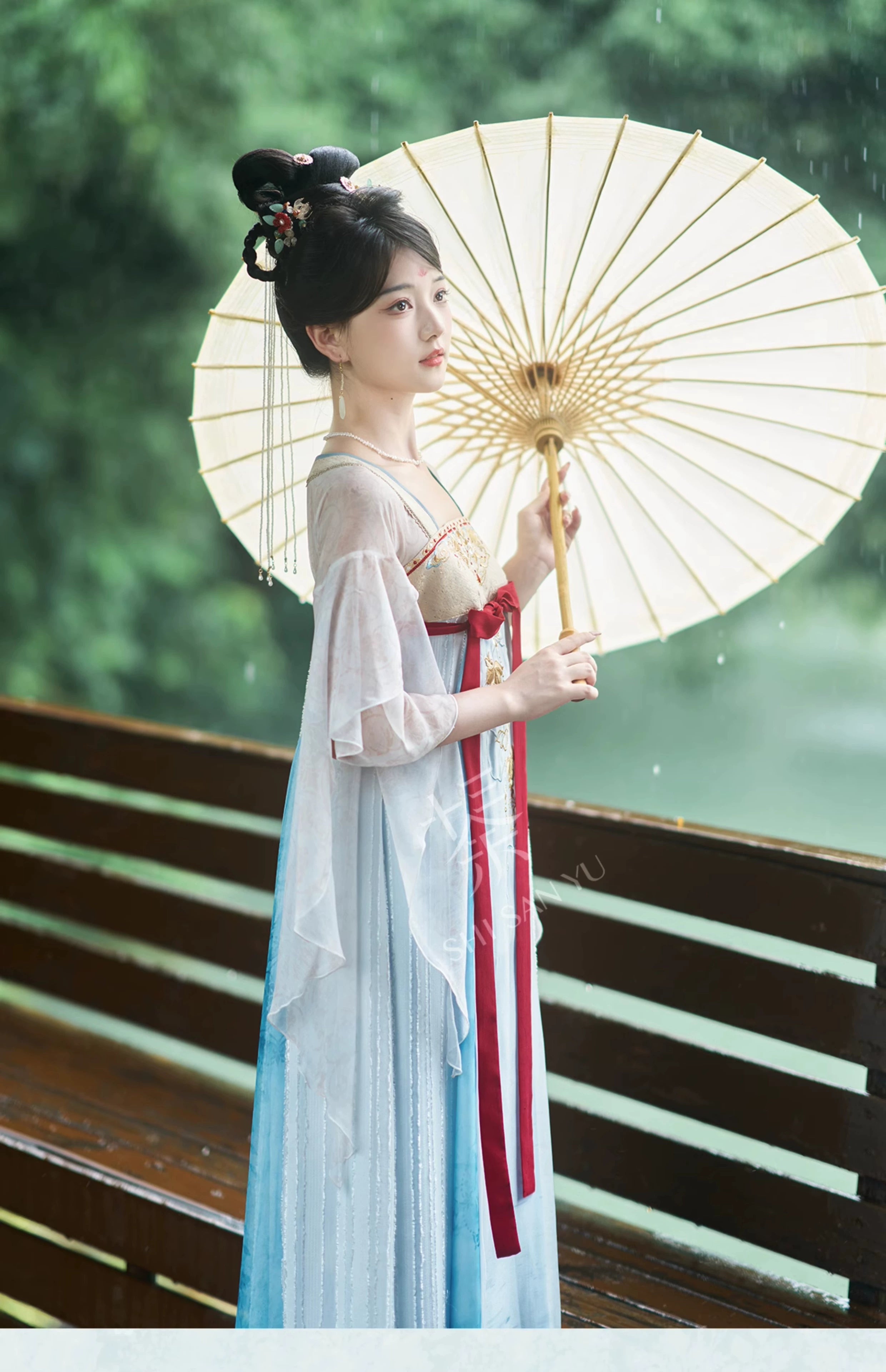 &quot;风月谣&quot; Modern-style Hanfu Dress