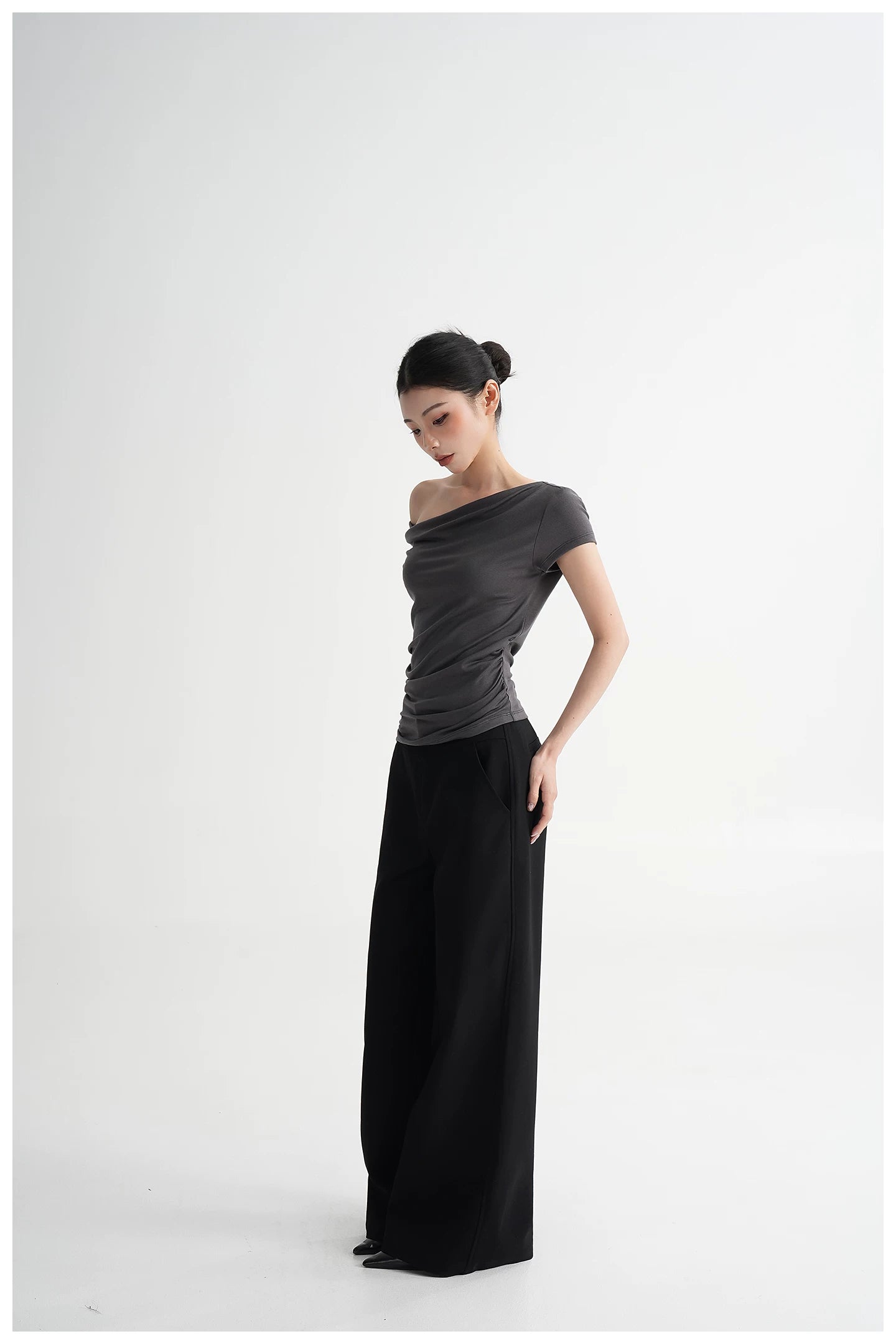Draped Off-Shoulder Fitted Short Sleeve T-Shirt