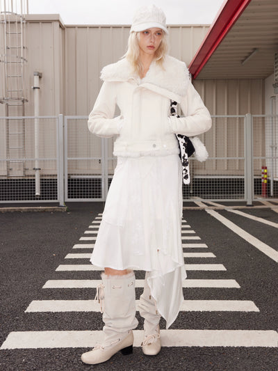 White / S
