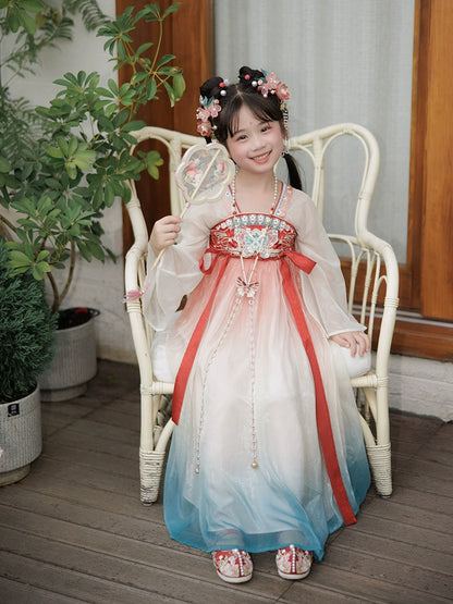 &quot;玄鸟惊云&quot; Hanfu for Kids