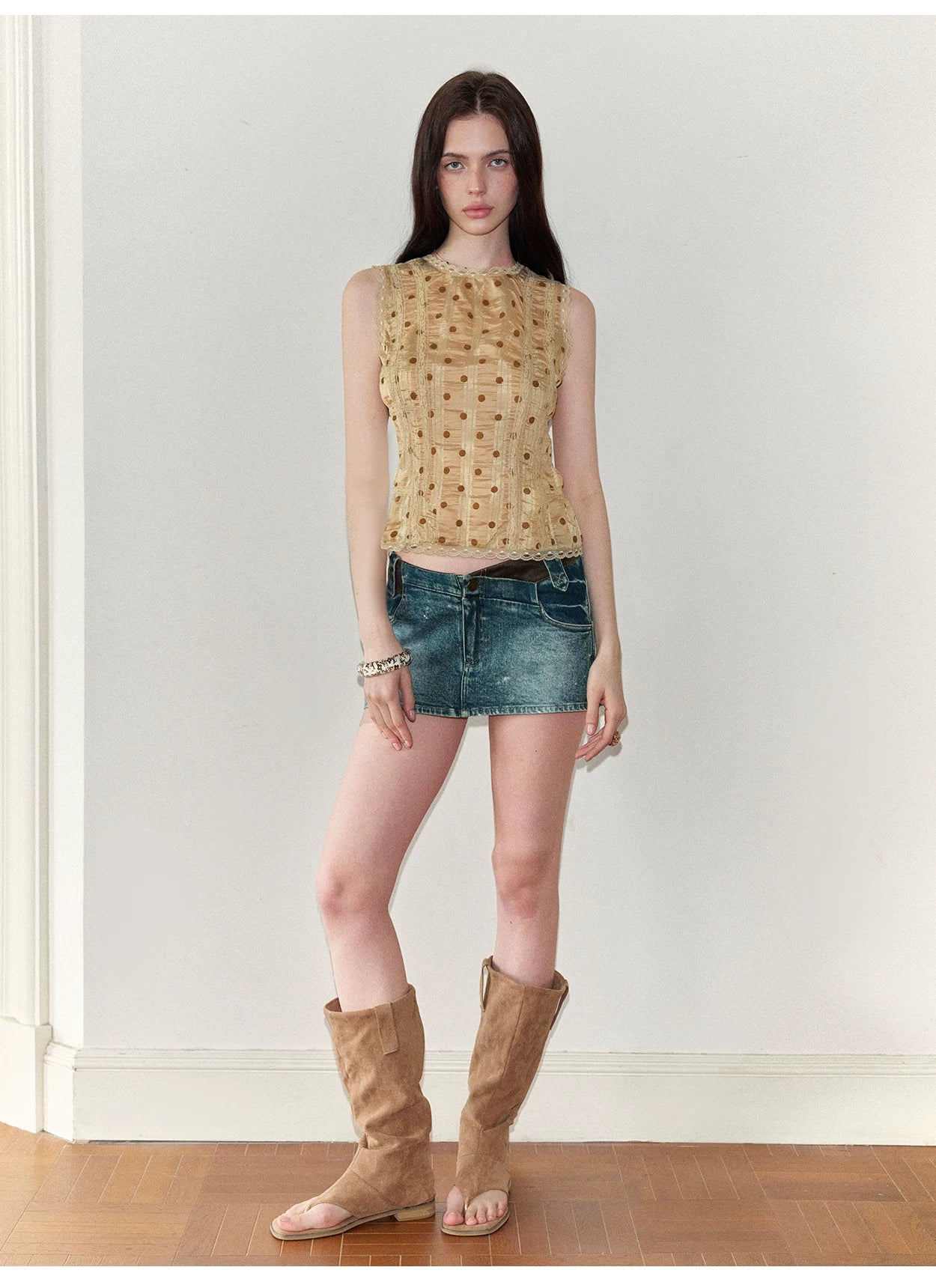 Vintage Washed V-Waist Denim Mini Skirt NeverMore