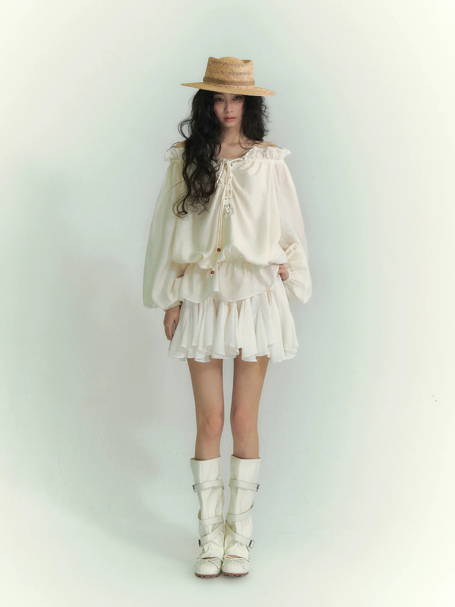 Lace Patchwork Asymmetric Hem Mini Skirt