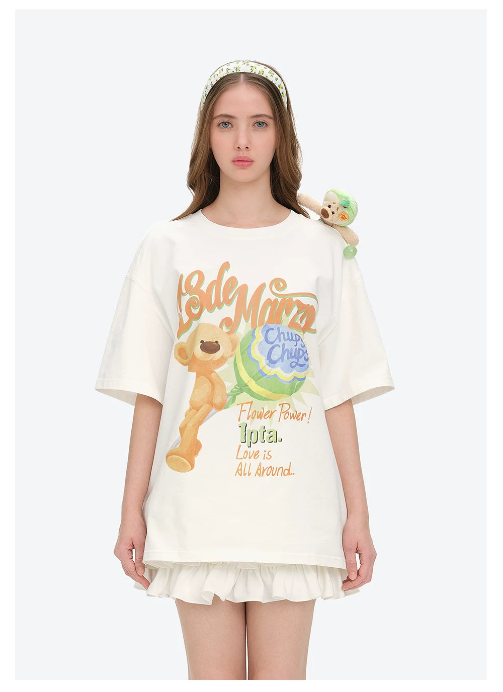 Bear Graphic Lollipop Oversized T-shirt
