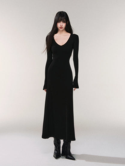 V-Neck Waist-Defining Knit Maxi Dress