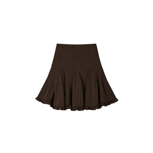 Brown / S