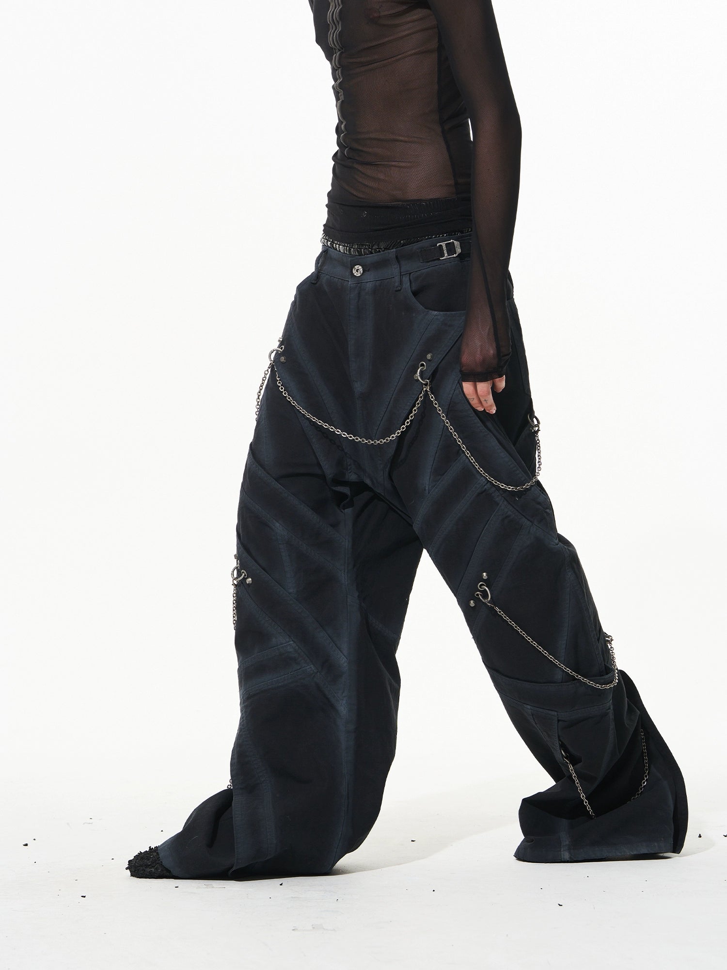 Black Chain-Decorated Washed Cargo Pants