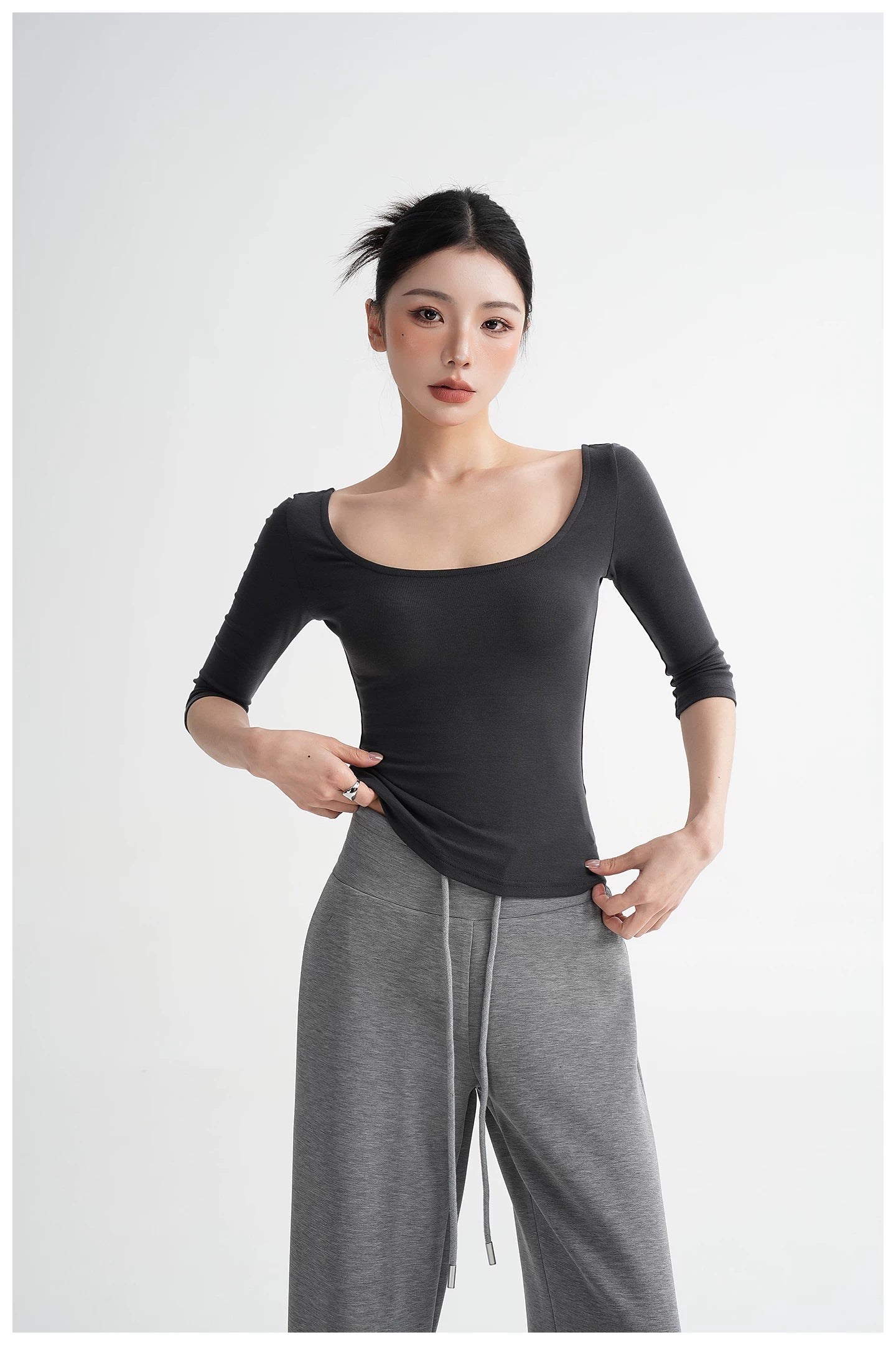 Lyocell Open-Back Fitted Mid-Sleeve T-Shirt