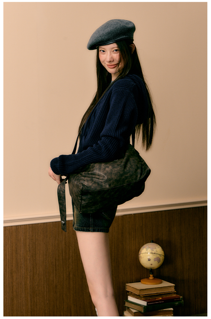 Blue &amp; Black Pullover Hooded Sweater - CHINASQUAD