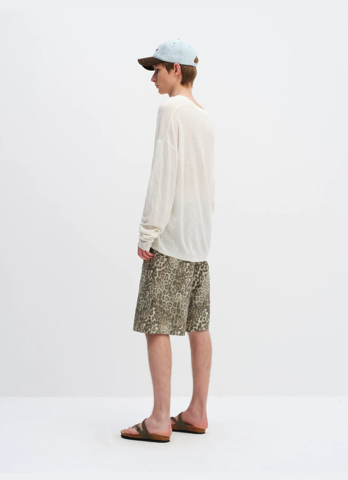 Cotton Hollow Star V-Neck Knit Cardigan