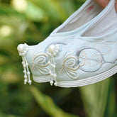 Tang Dynasty-style Ancient Chinese Embroidered Cloth Shoes - CHINASQUAD