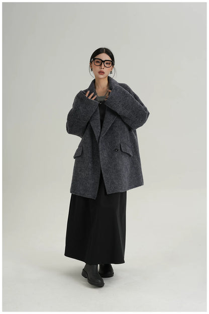 Relaxed-Fit Mid-Length Wool Blazer