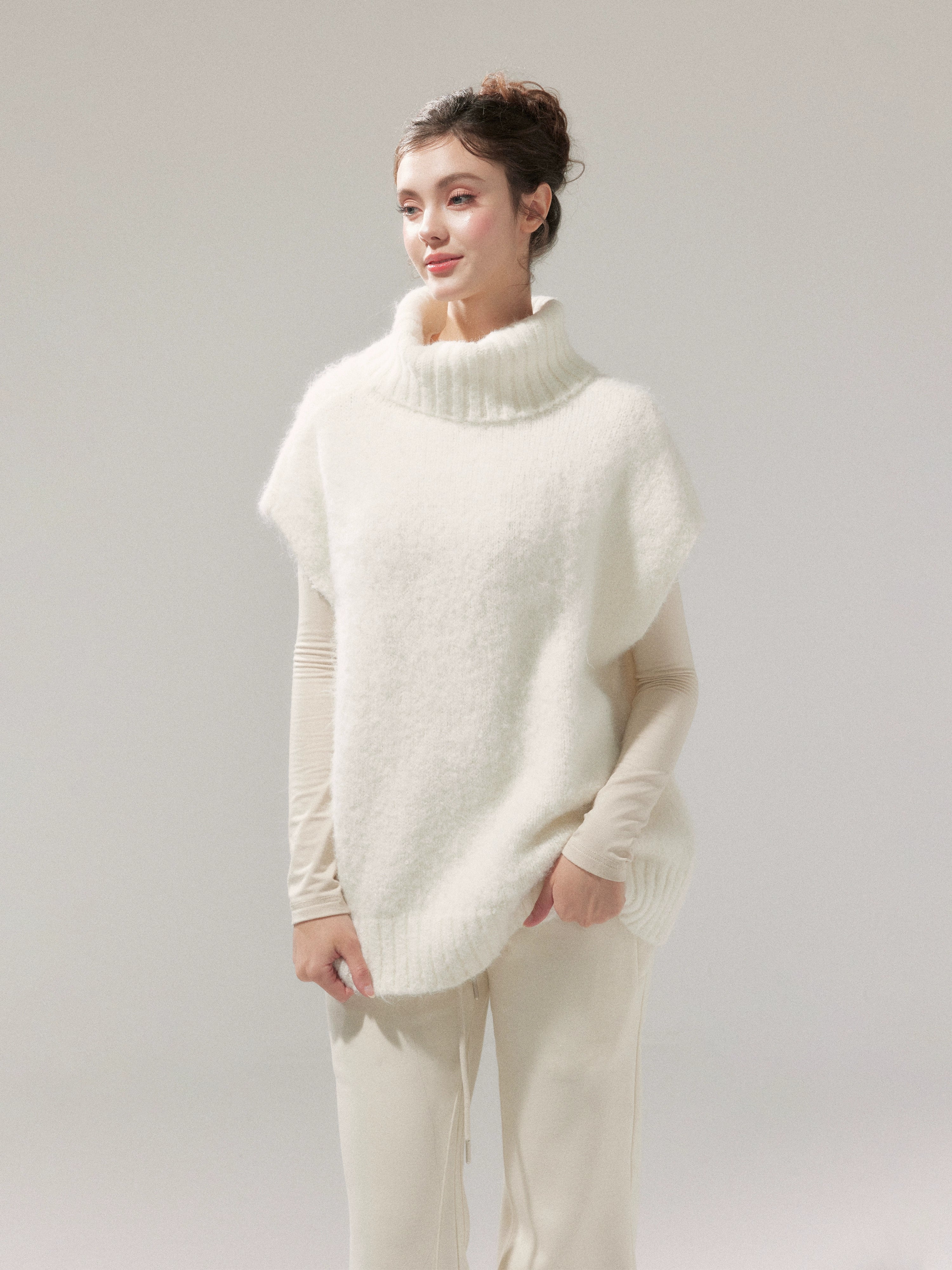 High-Neck Oversized Knit Pullover Turtleneck