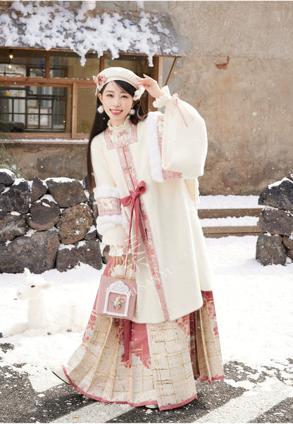 &quot;花墙灯会&quot;Ming-dynasty Hanfu Set - CHINASQUAD