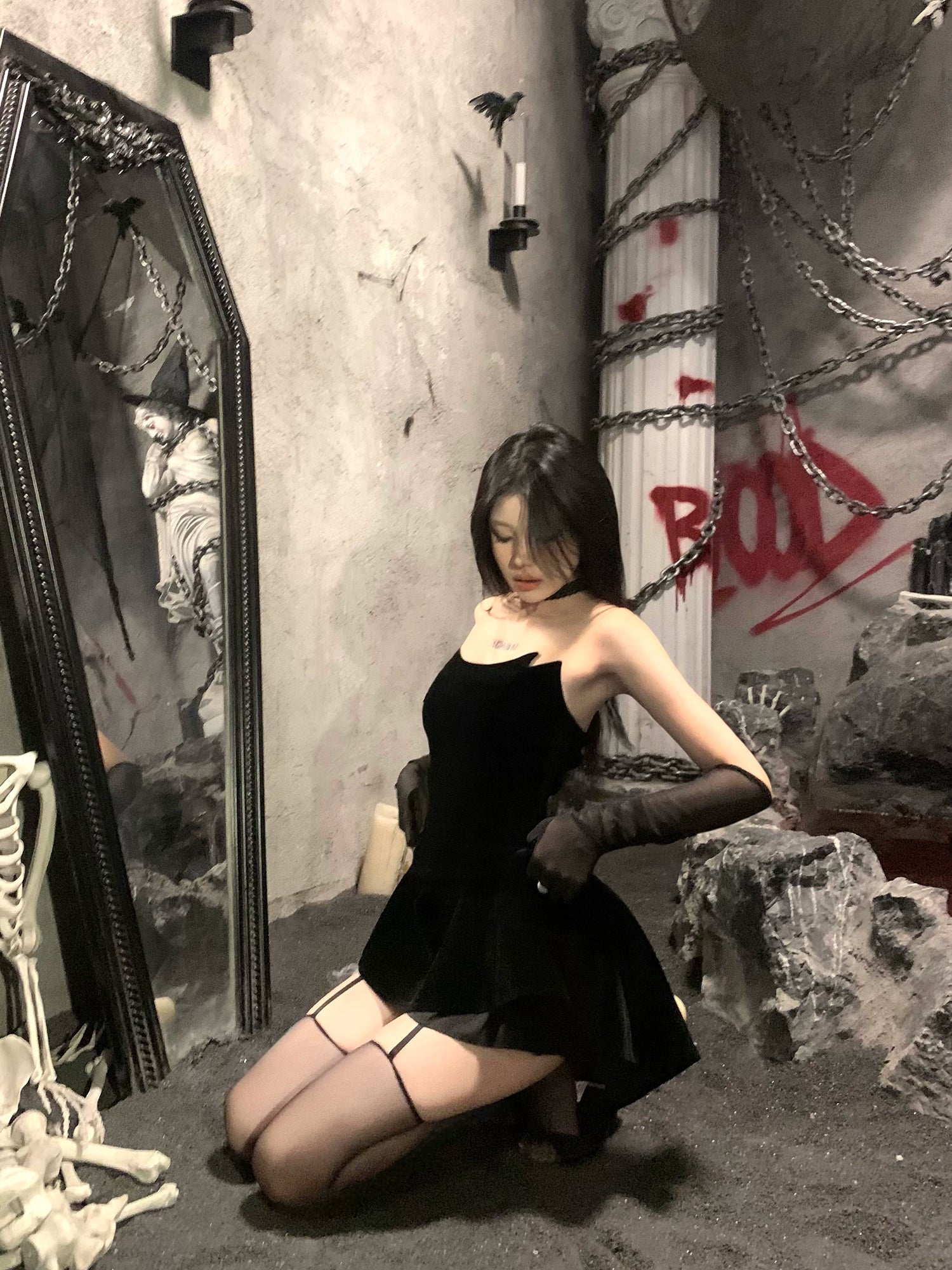 Devil’s Kiss Strapless Velvet Puff Dress