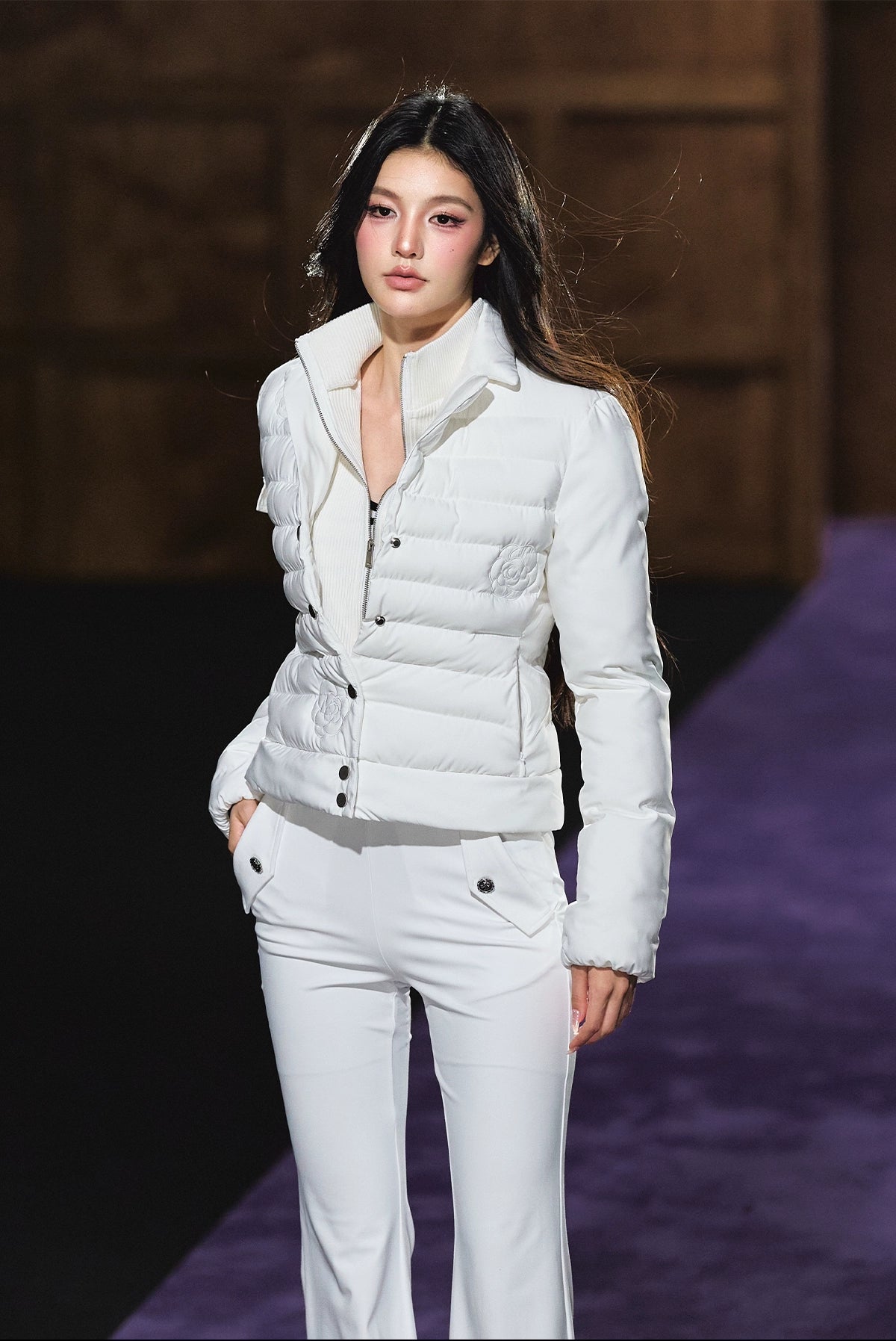 High-Neck Fitted Lightweight Down Jacket