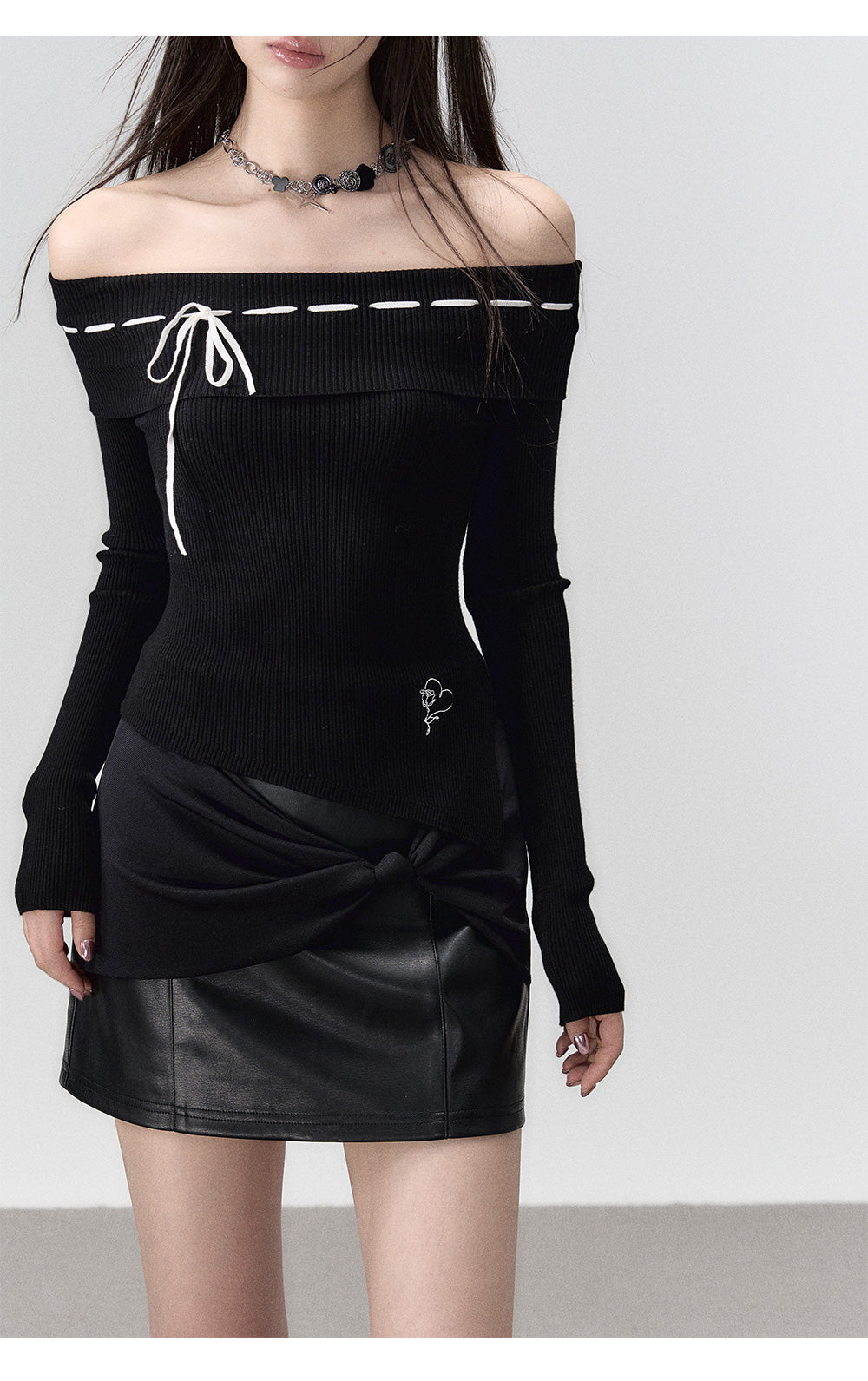 Black &amp; Brown Off-shoulder Knitted Long Sleeve T-shirt