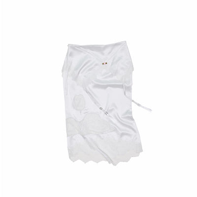 White / M