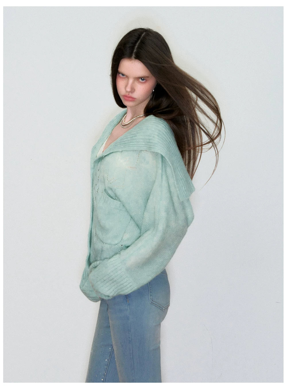 Cut-Out Collared Relaxed Wool Knit Cardigan