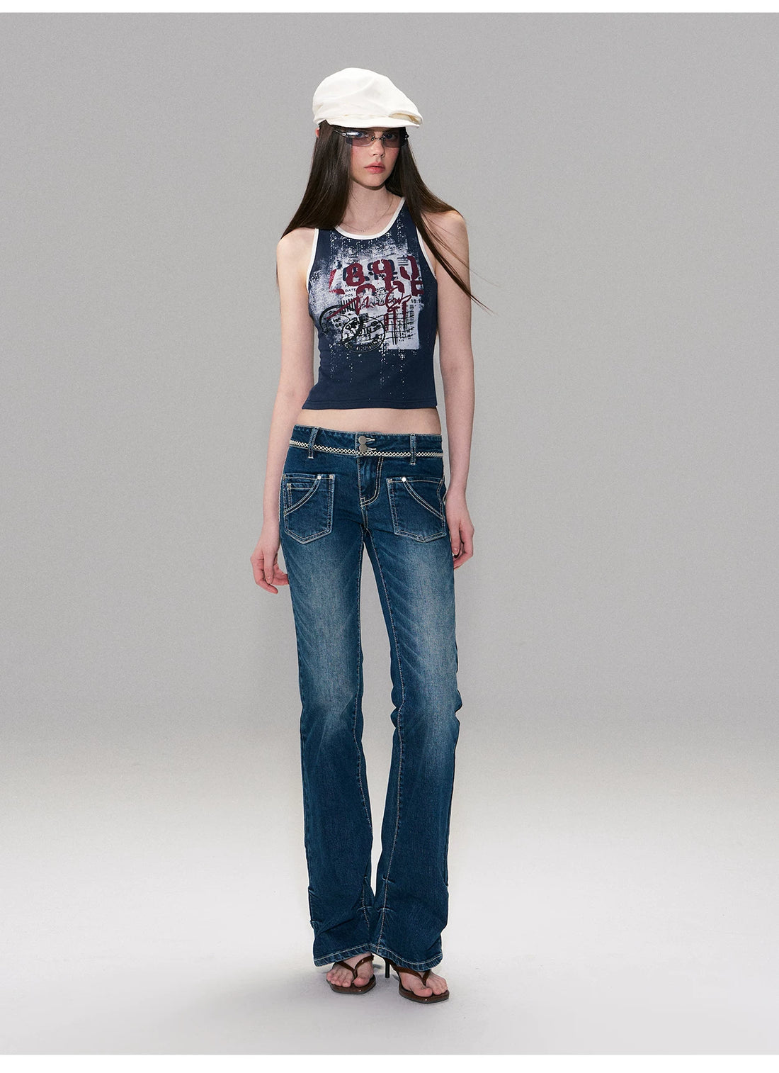 Vintage Graphic Contrast Trim Slim Fit Tank Top