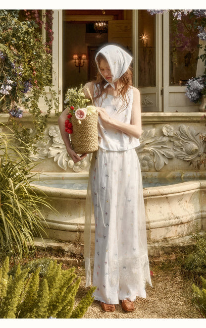 Botanical Linen Embroidered Set