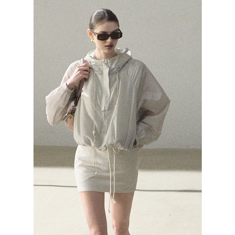 Lightweight Hooded UV Protection Jacket