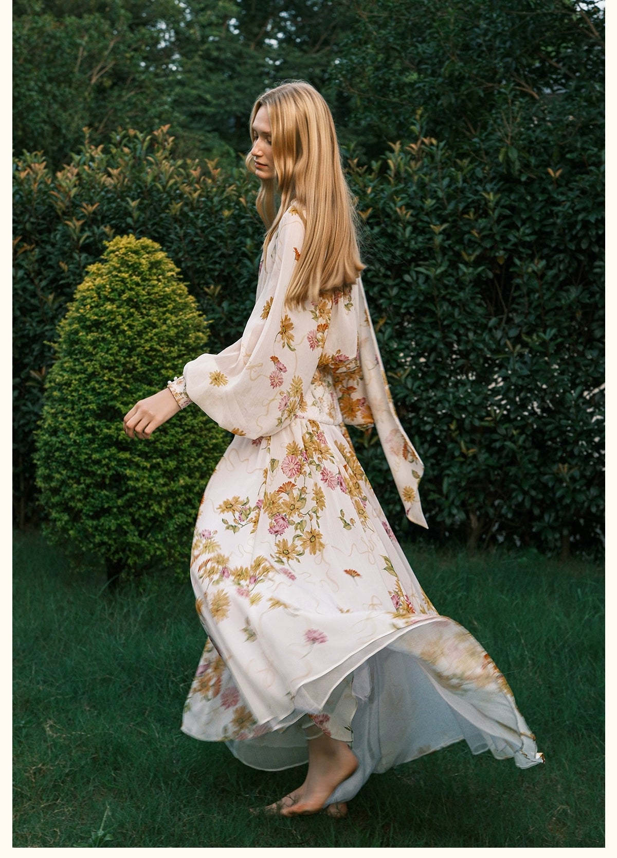 Milena Chiffon Lace Lantern Sleeve Midi Dresse