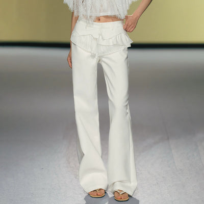 S / White
