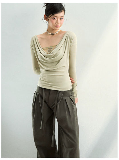 High-Waisted Relaxed Pleated Straight Pants