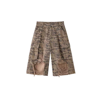 Camouflage Distressed Capri Pants