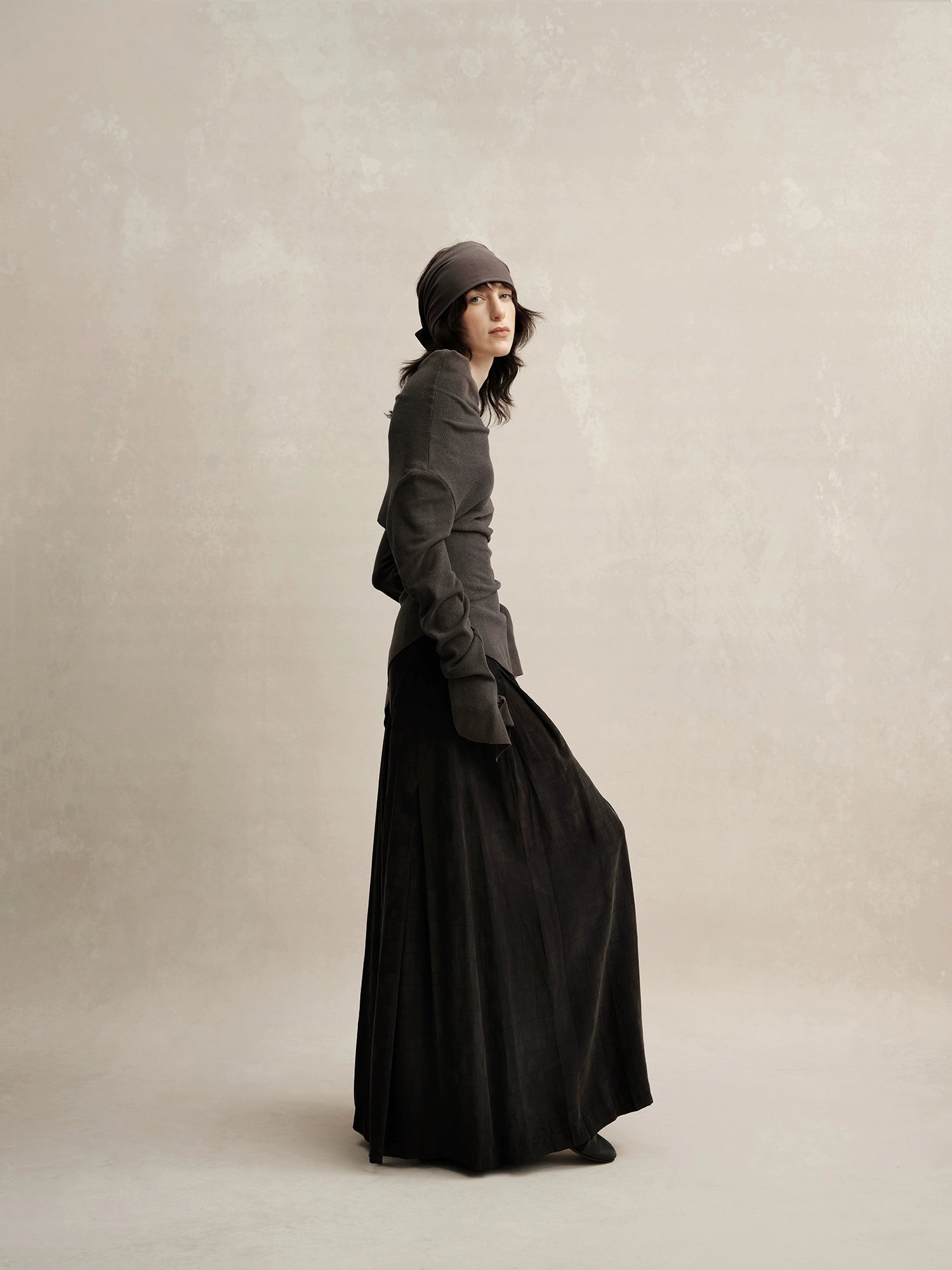 Low Waist Pleated Wide-leg Pants