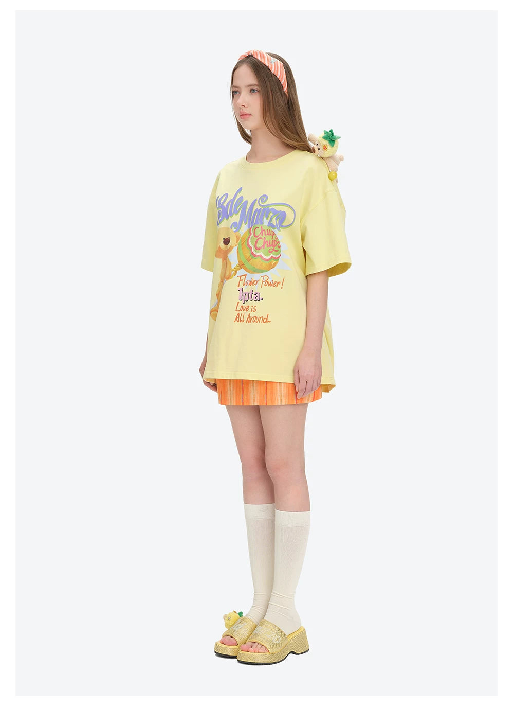 Bear Graphic Lollipop Oversized T-shirt