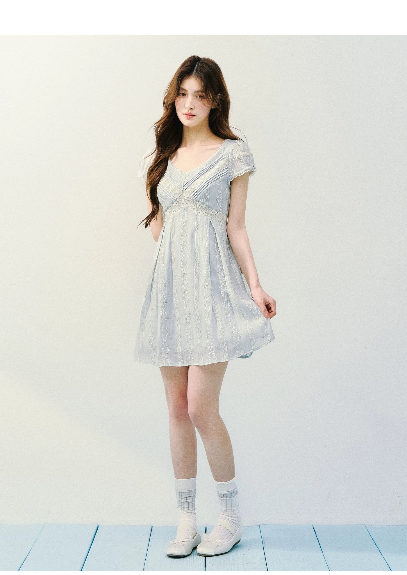 Vintage Lace Panel V-Neck Dress