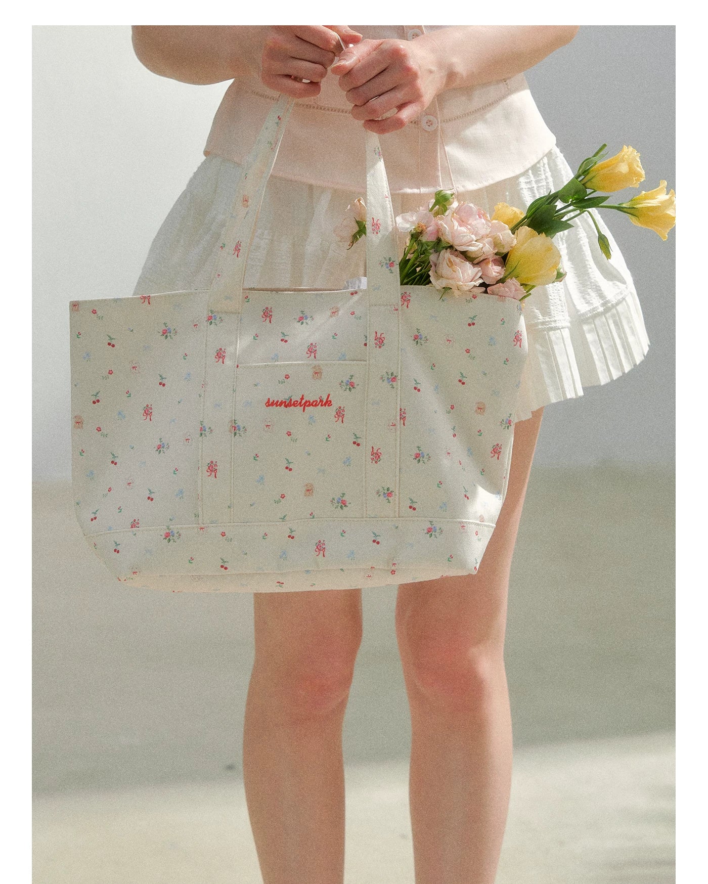 Vintage Hand-Drawn Floral Canvas Tote Bag