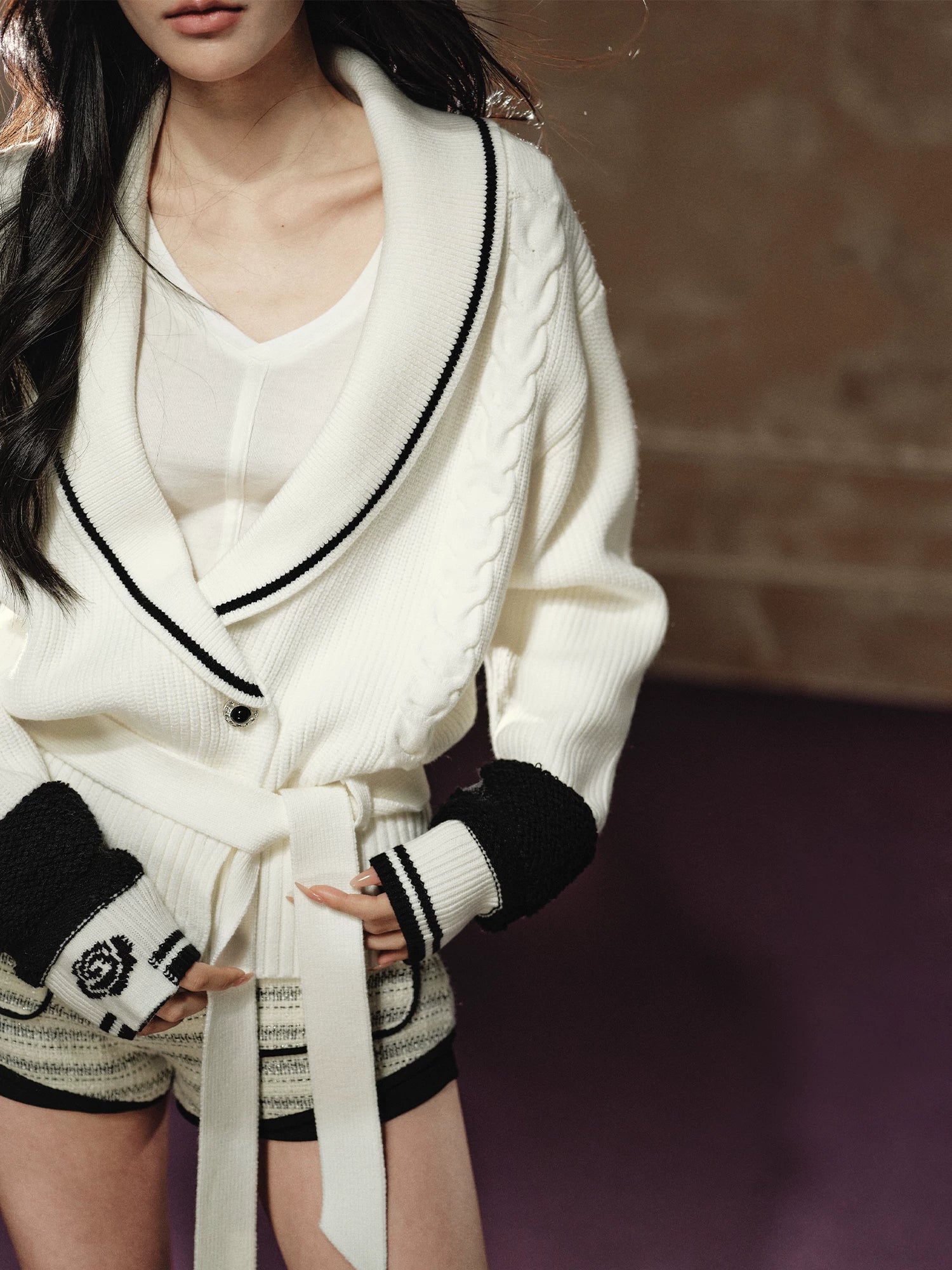 Oversized Contrast V-Neck Tie-Waist Knit Sweater
