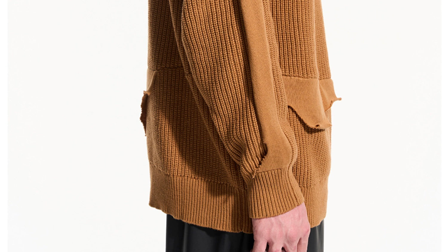 Cloud Texture Dual-Tone Distressed Knit Sweater