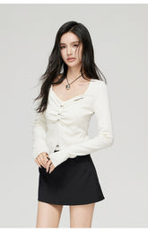 Black & White Wide Neckline Sweater - CHINASQUAD