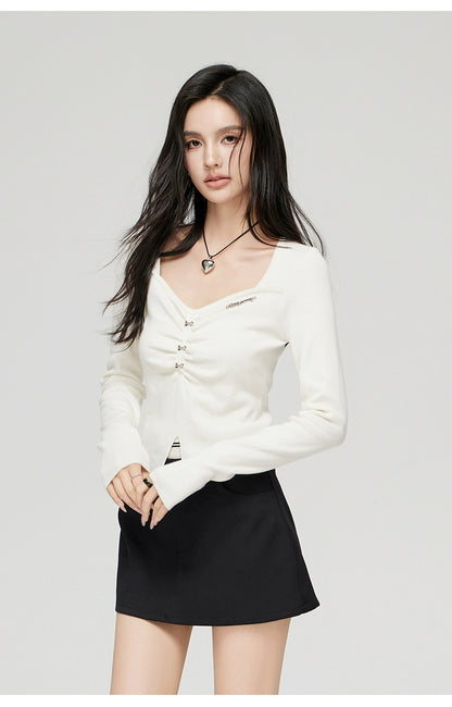 Black &amp; White Wide Neckline Sweater - CHINASQUAD