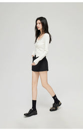 Black & White Wide Neckline Sweater - CHINASQUAD