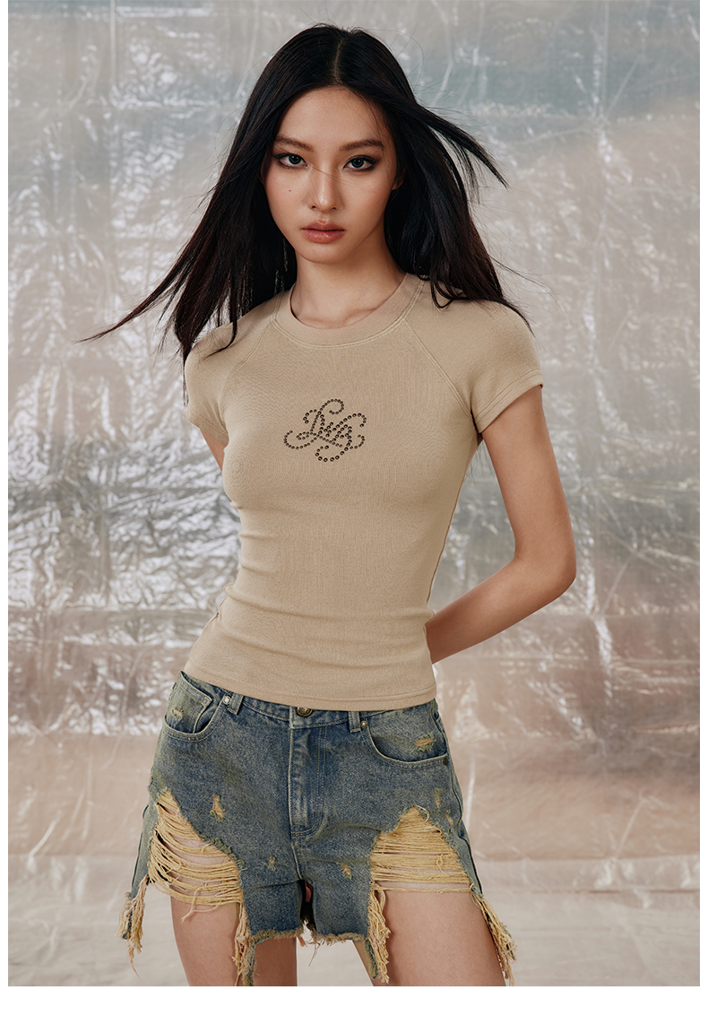 Vintage Studded Tight T-shirt - CHINASQUAD