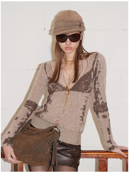 V-Neck Lamb Wool Slim-Fit Knit Sweater