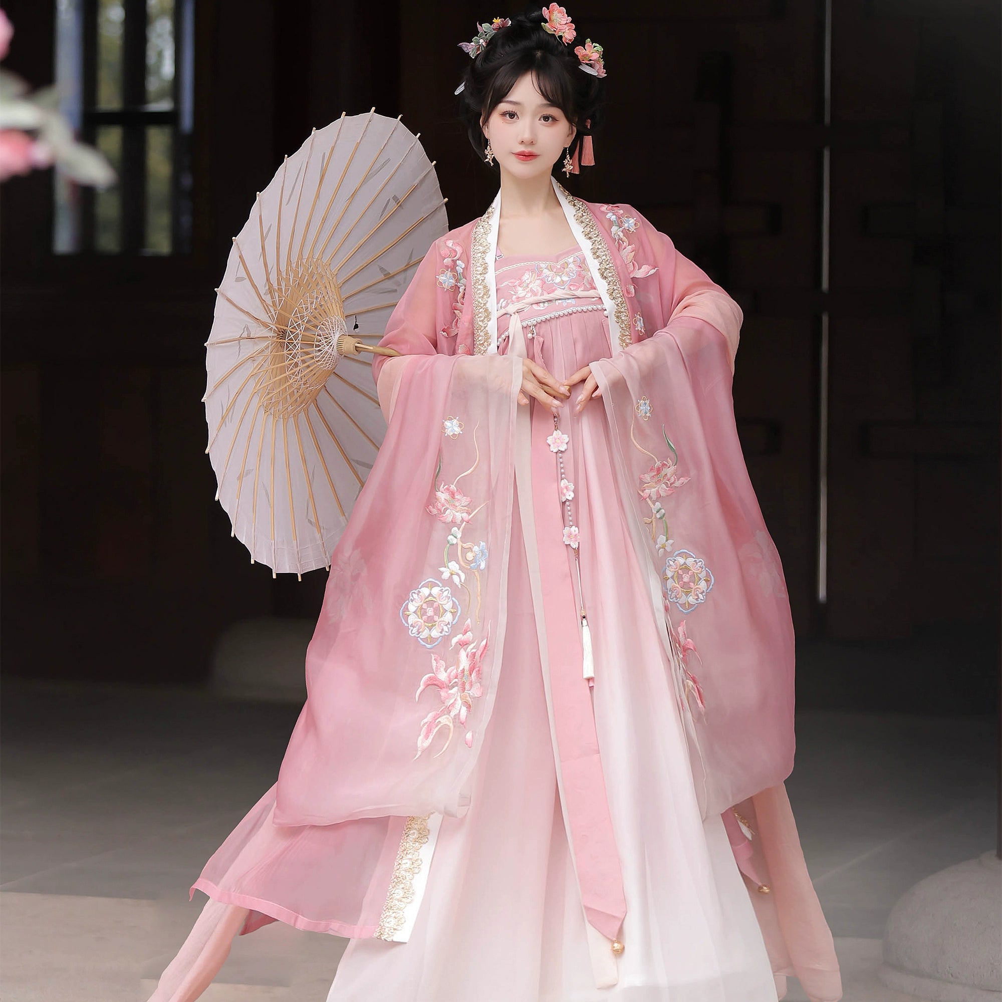 &quot;远山芙蓉&quot; Tang Dynasty Hanfu Set