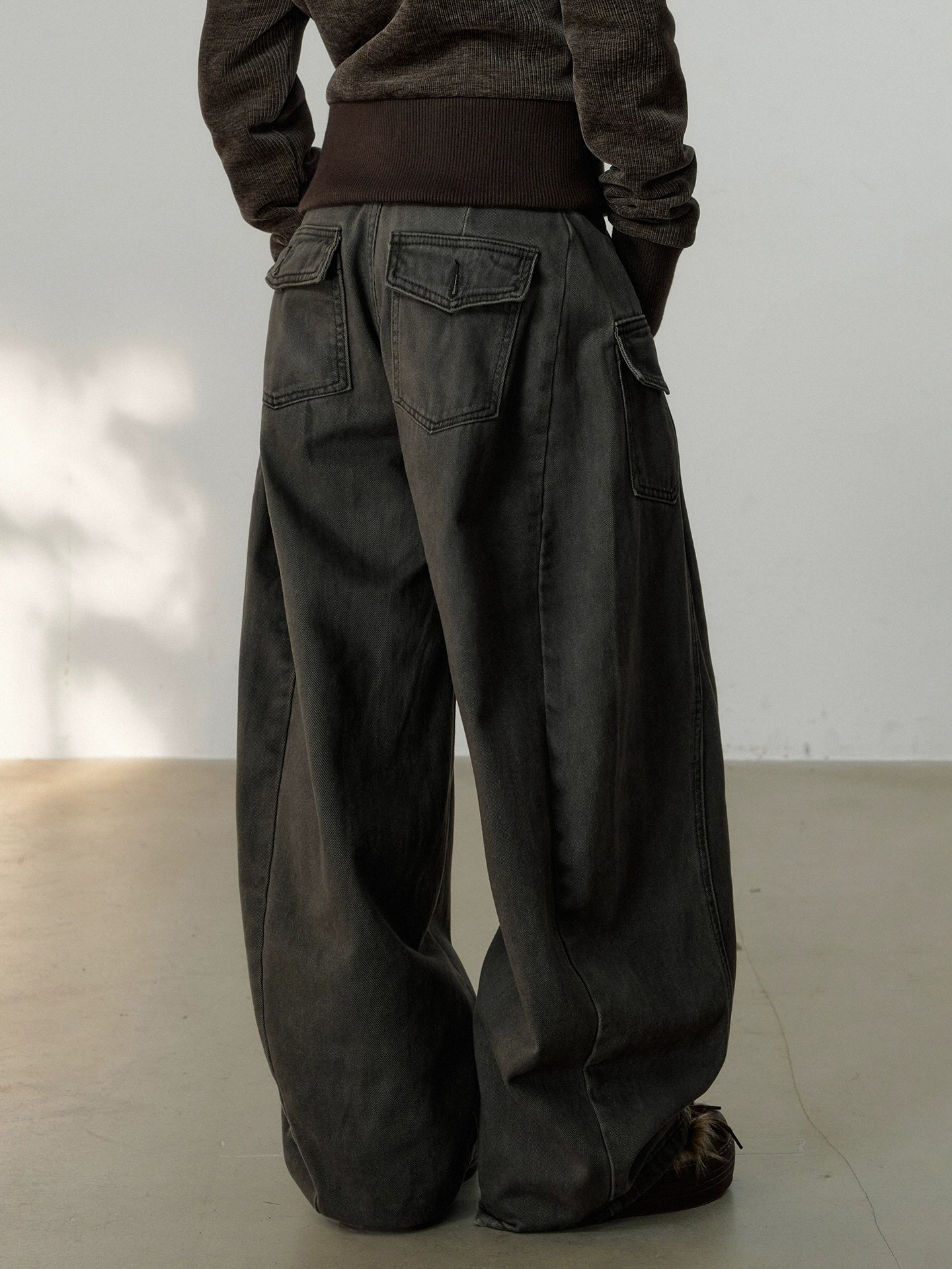 Vintage-Wash Curved Wide-Leg Pants