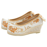 "花照" Three-Color Traditional Pattern Embroidered Low Heel Bow Shoes - CHINASQUAD