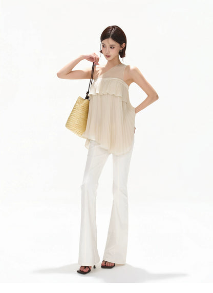 Versatile Queen Low-Rise Flared Trousers
