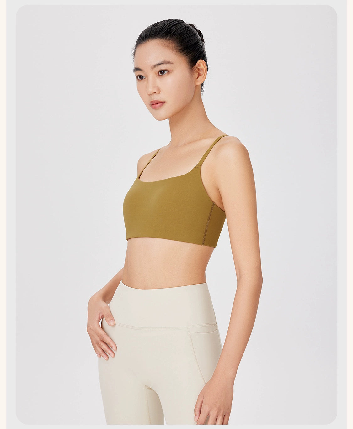 Square-neck Strappy Shockproof Sports Bra